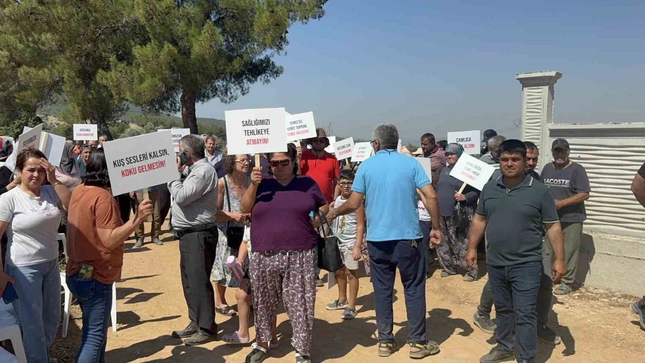 Tavuk &ccedil;iftliği projesine mahalleliden tepki

