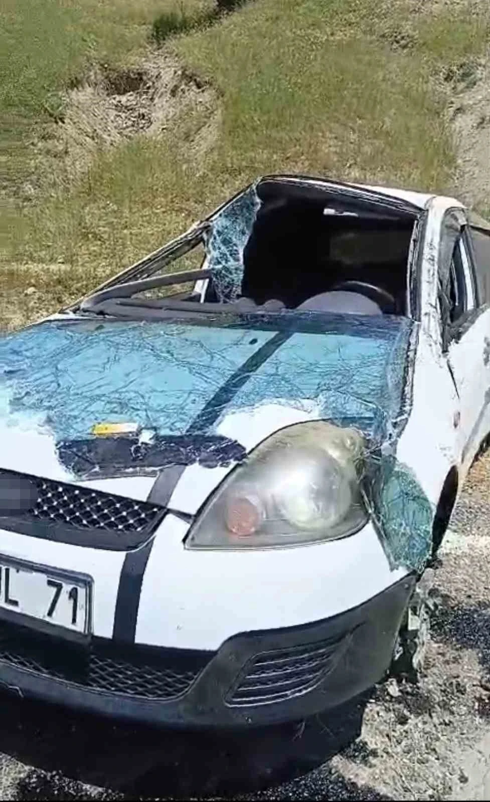 Taziyeye giderken kaza yaptılar: 3 yaralı

