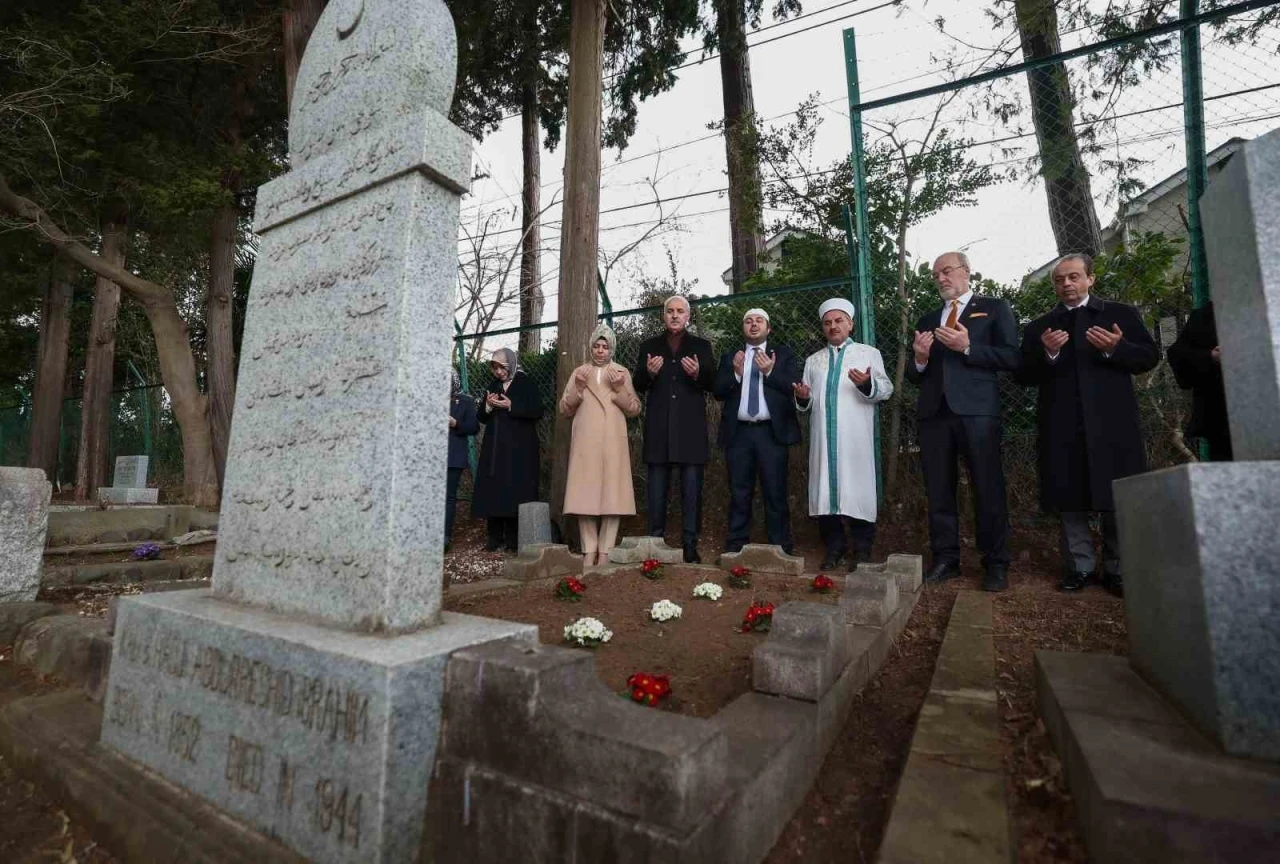 TBMM Başkanı Kurtulmuş, Abdürreşid İbrahim Efendi’nin Tokyo’daki kabrini ziyaret etti
