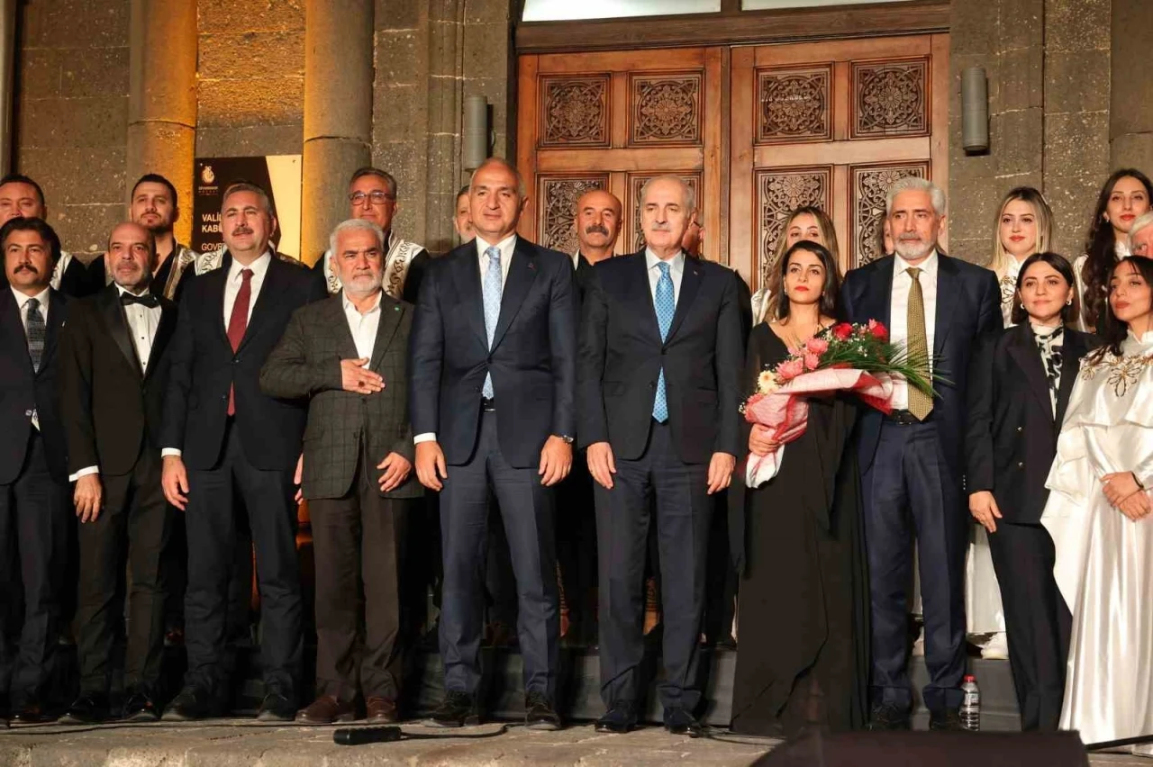 TBMM Başkanı Kurtulmuş, Diyarbakır’da Kültür Yolu Festivali’ne katıldı