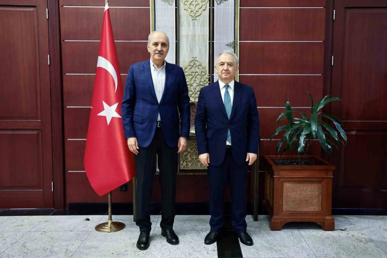 TBMM Başkanı Kurtulmuş, Türkiye’nin Astana Büyükelçisi Kapucu ile görüştü

