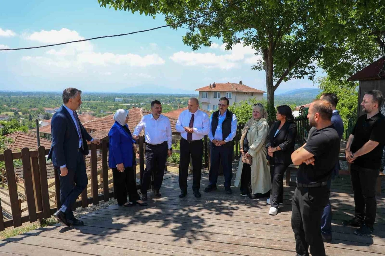 TBMM Yapay Zeka Araştırma Komisyonu Başkanı Dönmez ve Sarıer