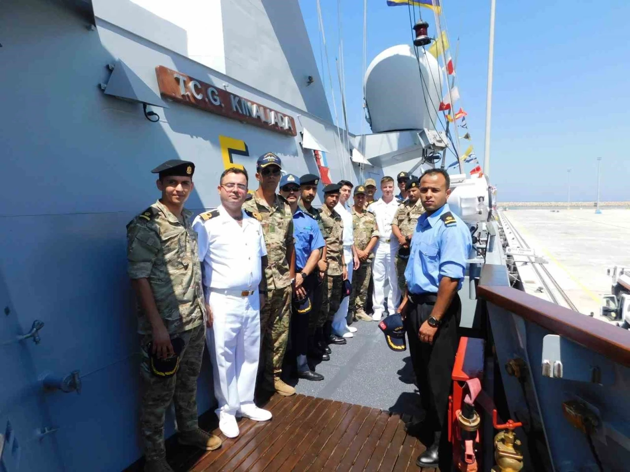 TCG Kınalıada’dan Bingazi’ye liman ziyareti
