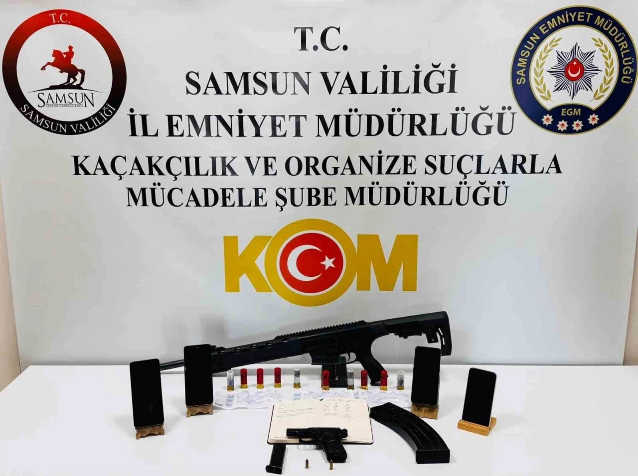 Tefecilik ve dolandırıcılık operasyonu: 4 g&ouml;zaltı
