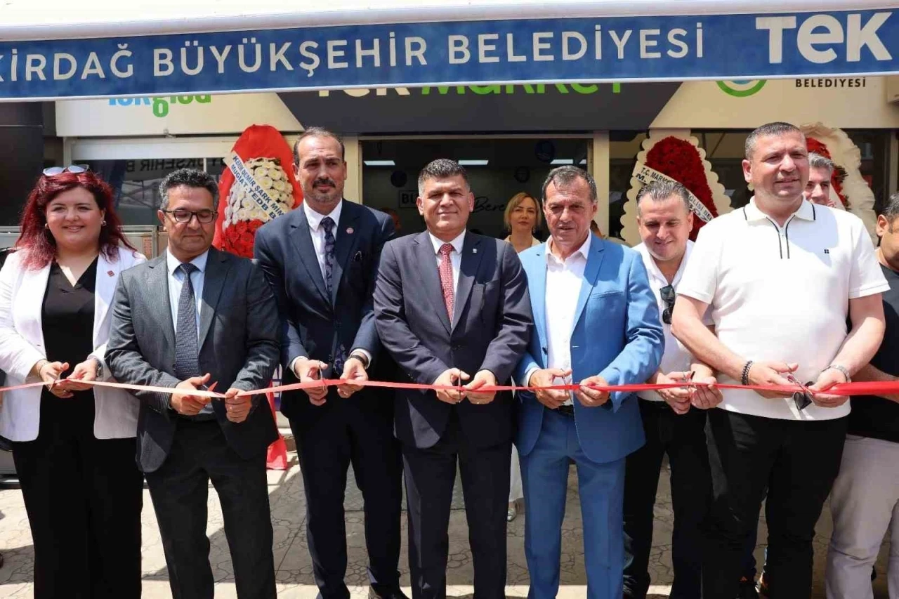 Tek market Muratlı&rsquo;da hizmete a&ccedil;ıldı
