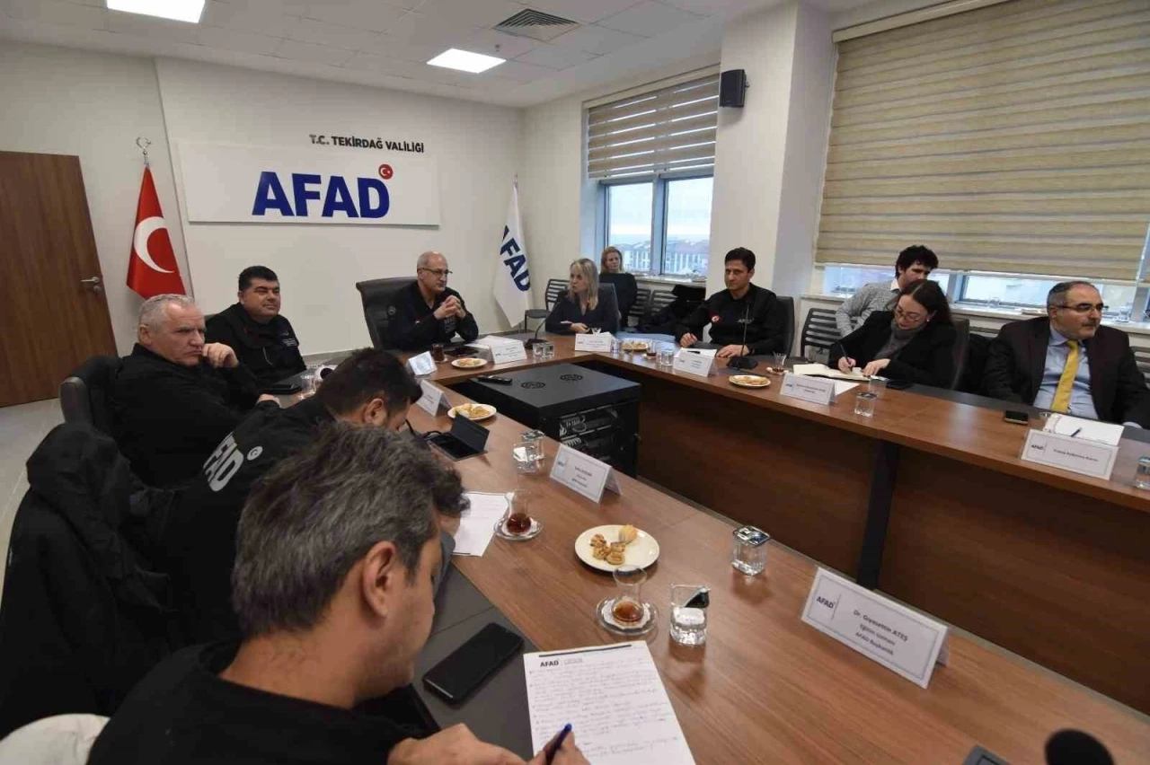 Tekirdağ AFAD&rsquo;da Trakya belediyeleriyle afet riskleri değerlendirmesi
