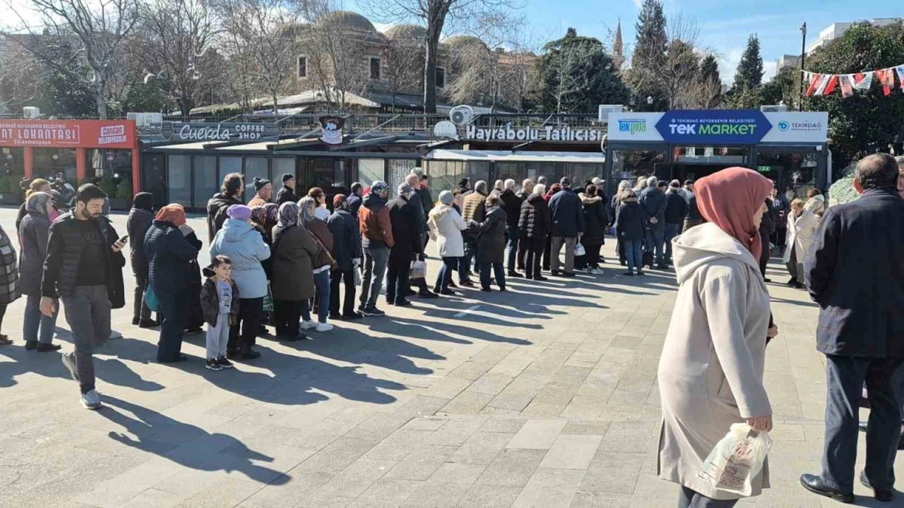 Tekirdağ B&uuml;y&uuml;kşehir Belediyesinin uygun fiyatlı et satışı yoğun talep g&ouml;r&uuml;yor
