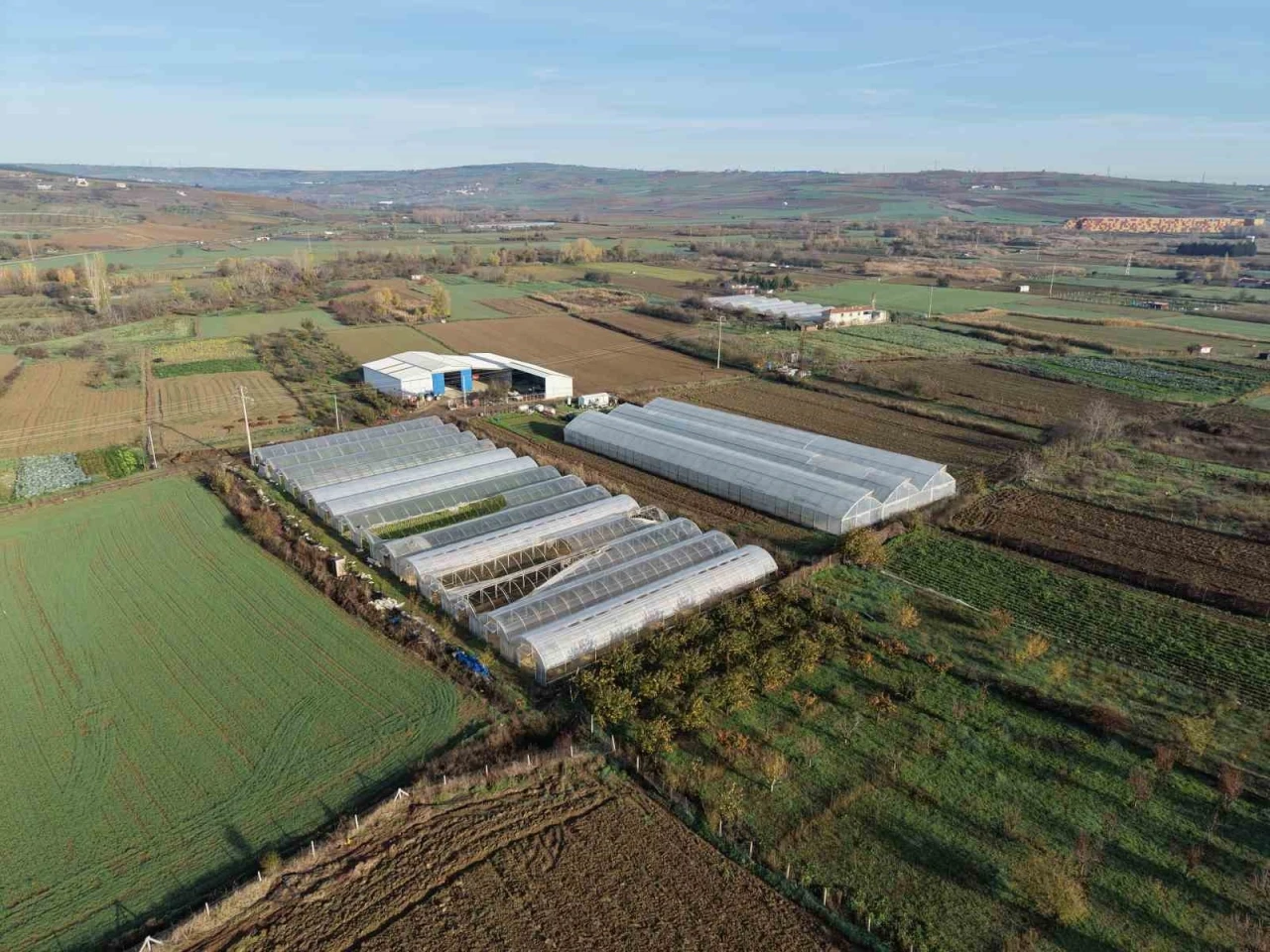 Tekirdağ’da 70 futbol sahası büyüklüğünde sera naylonu dağıtıldı
