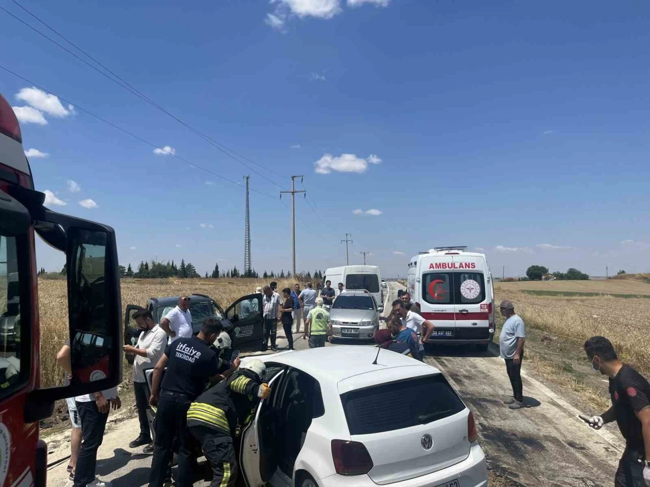 Tekirdağ&rsquo;da feci kaza: 1&rsquo;i ağır 2 yaralı
