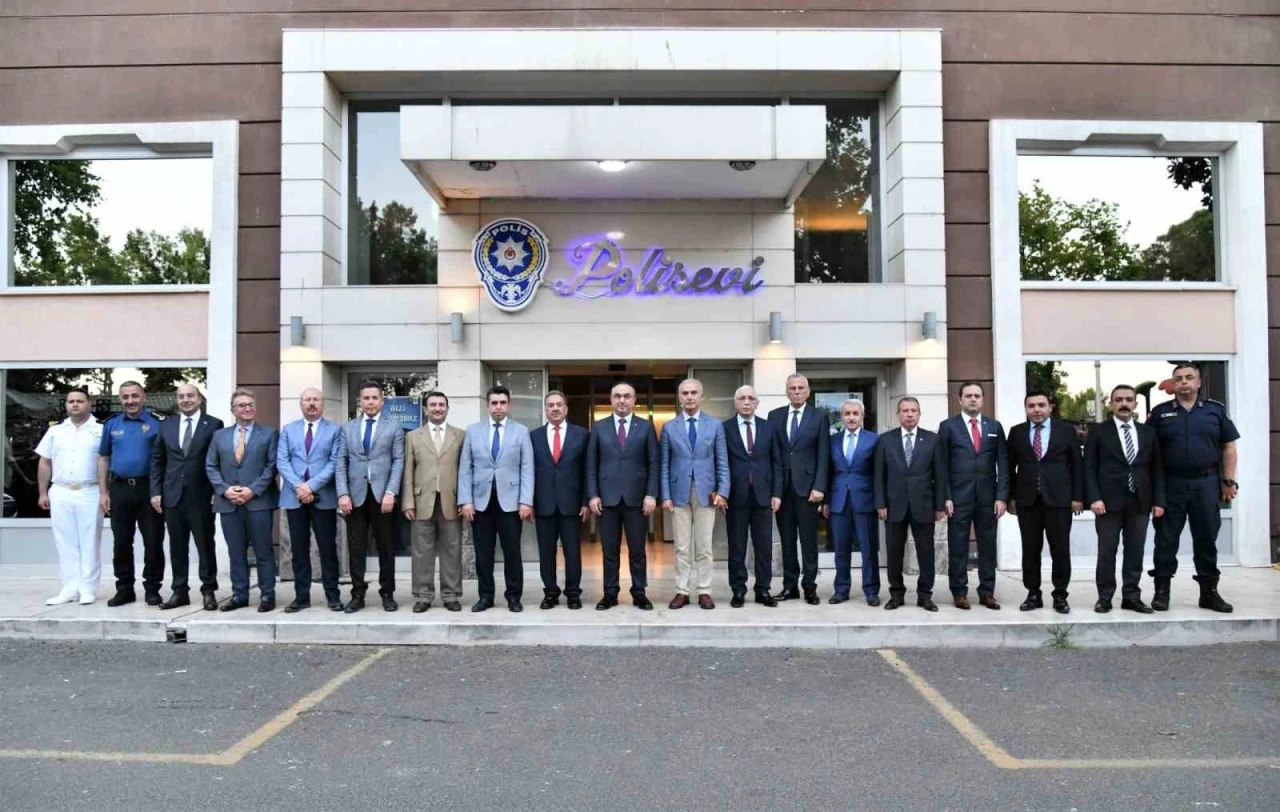 Tekirdağ’da görev yeri değişen kaymakamlara veda programı düzenlendi

