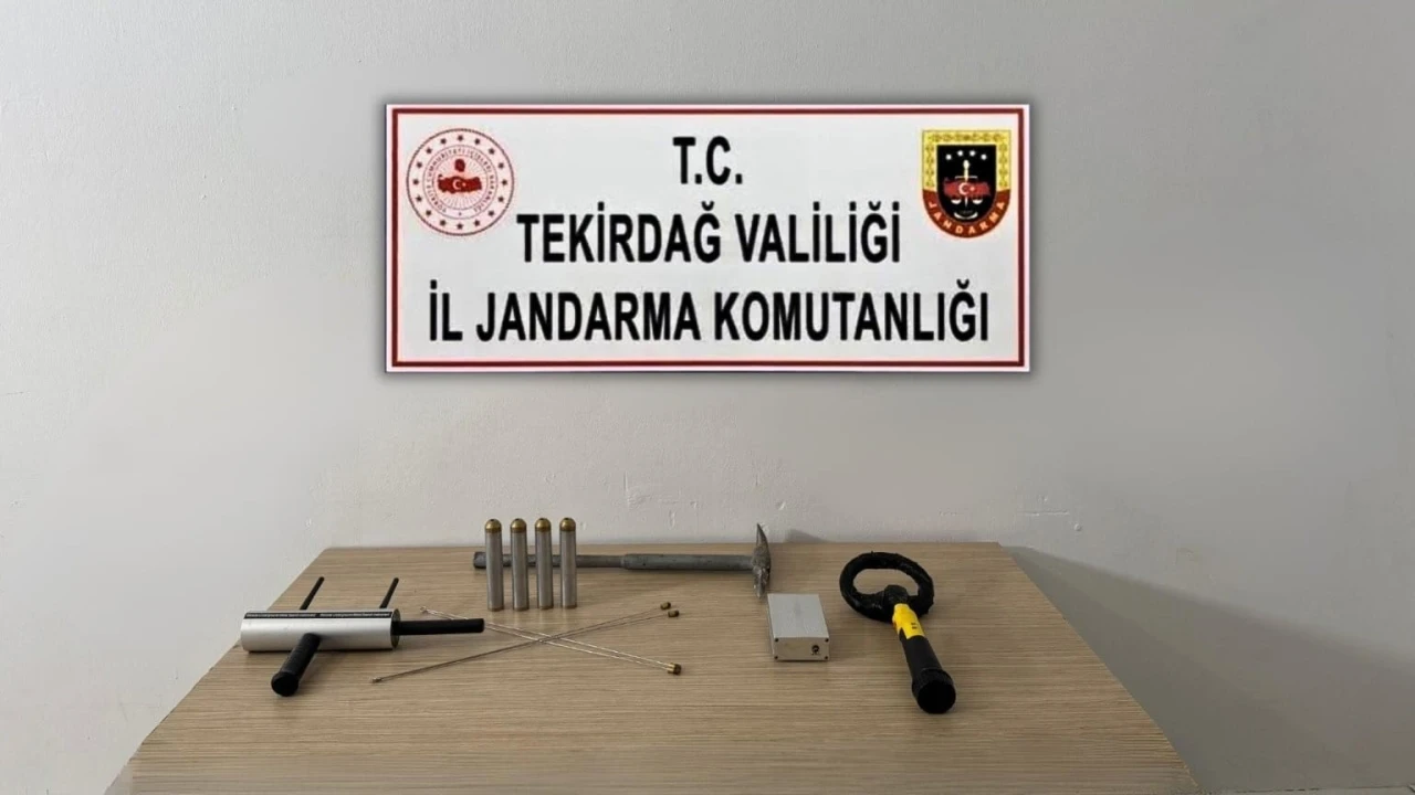 Tekirdağ’da kaçak kazıya jandarma baskını: 4 kişi suçüstü yakalandı
