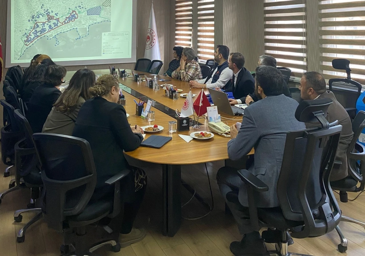 Tekirdağ’da Kentsel Dönüşüm İrtibat Ofisi hizmete açıldı
