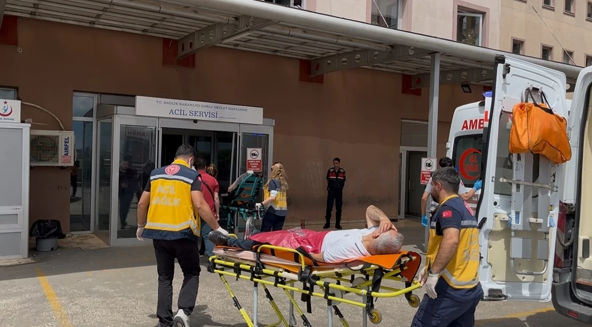 Tekirdağ’da mahalle muhtarına bıçaklı saldırı
