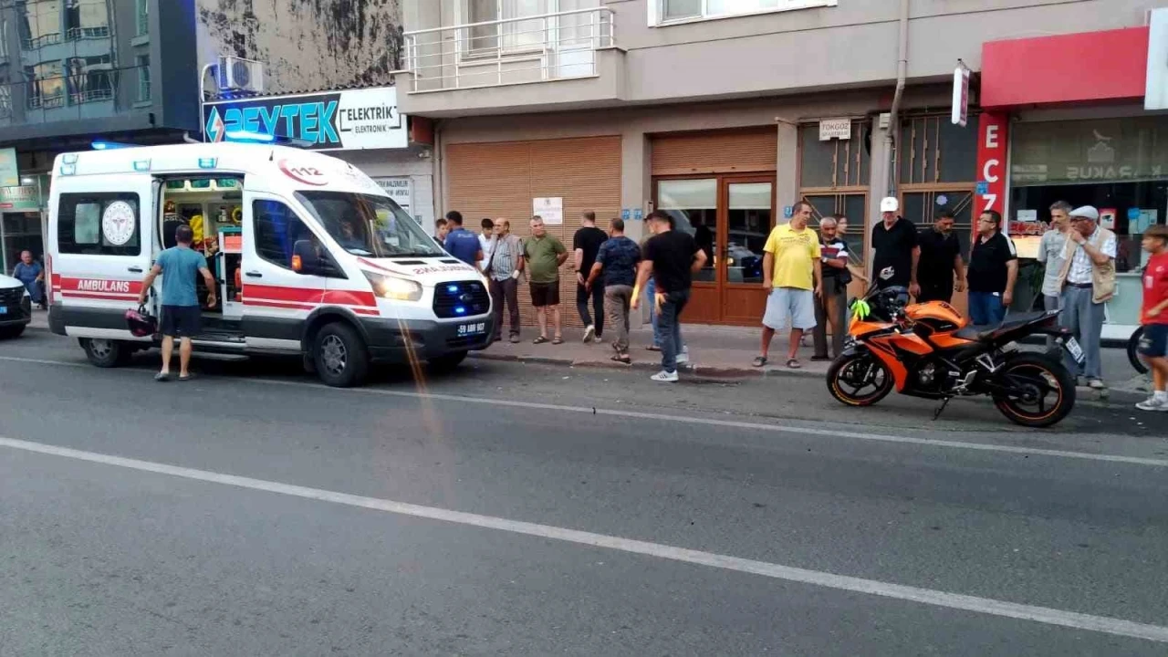 Tekirdağ’da motosiklet ile otomobil çarpıştı: 1 yaralı
