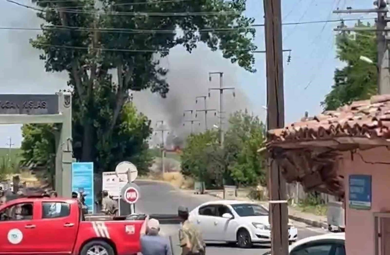 Tekirdağ&rsquo;da ot yangını paniğe neden oldu
