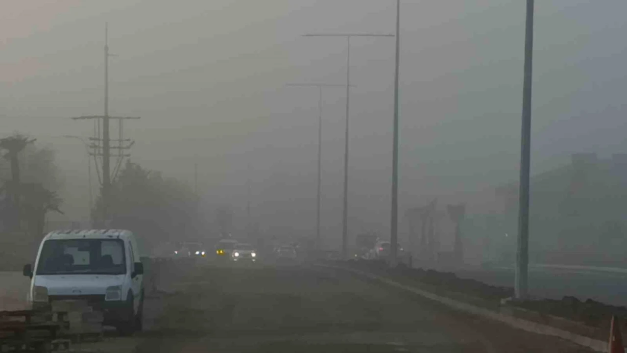 Tekirdağ&rsquo;da sis etkili oldu

