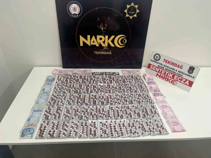 Tekirdağ&rsquo;da skunk ve metamfetaminle yakalanan zanlı tutuklandı
