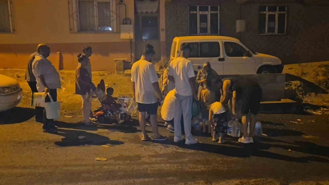 Tekirdağ’da susuzluk isyanı: Ellerinde bidonlarla sokağa döküldüler
