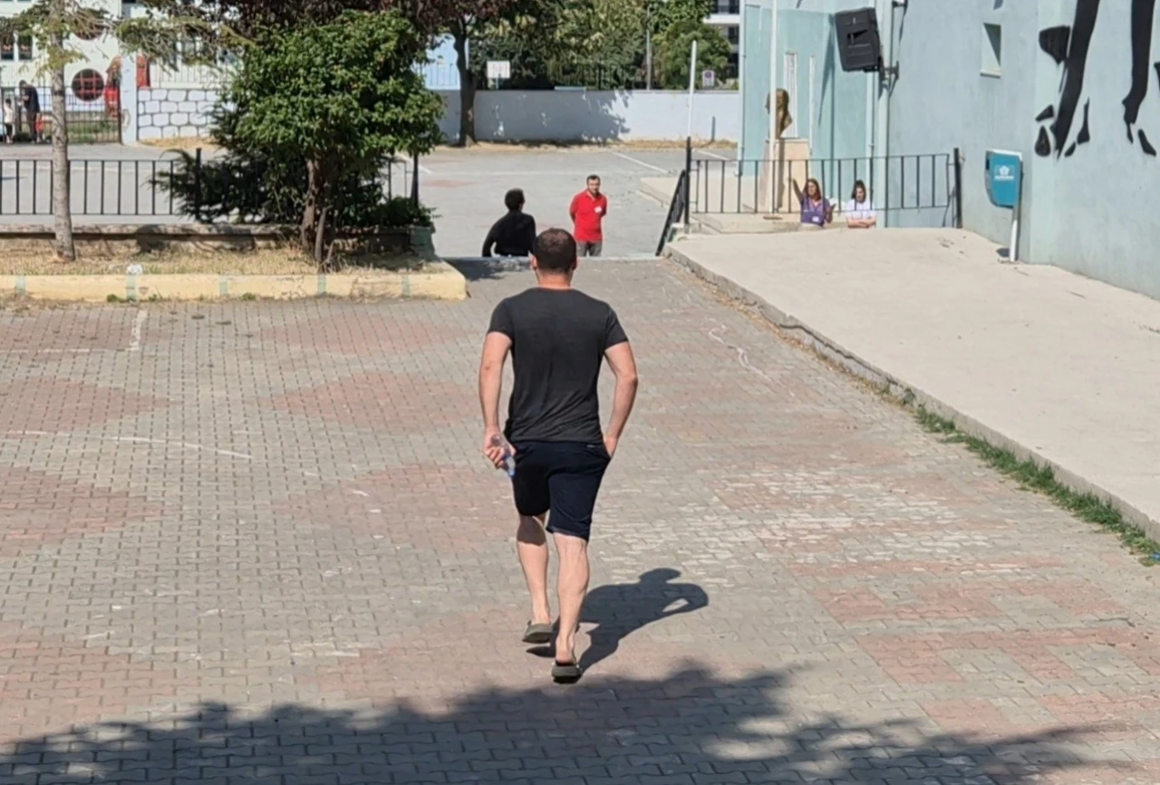 Tekirdağ’da TYT’ye son dakikada koşarak yetiştiler
