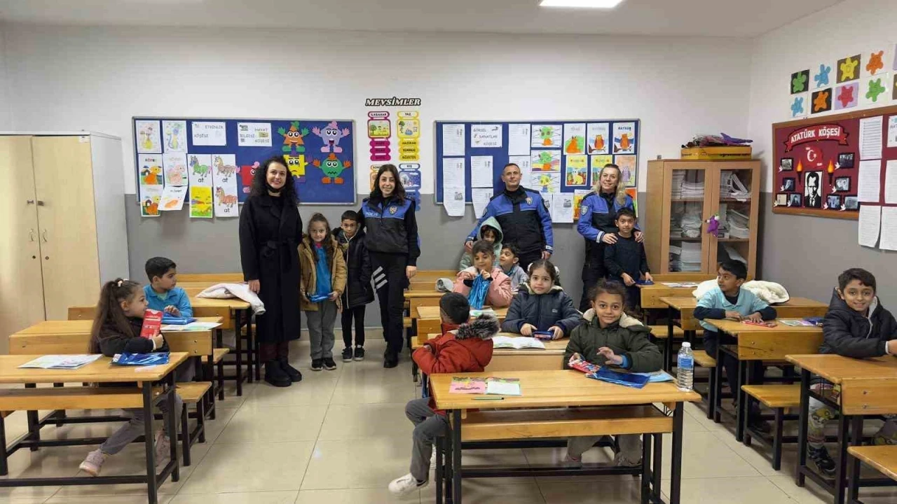 Tekirdağ Emniyeti&rsquo;nden &ouml;ğrencilere karne s&uuml;rprizi
