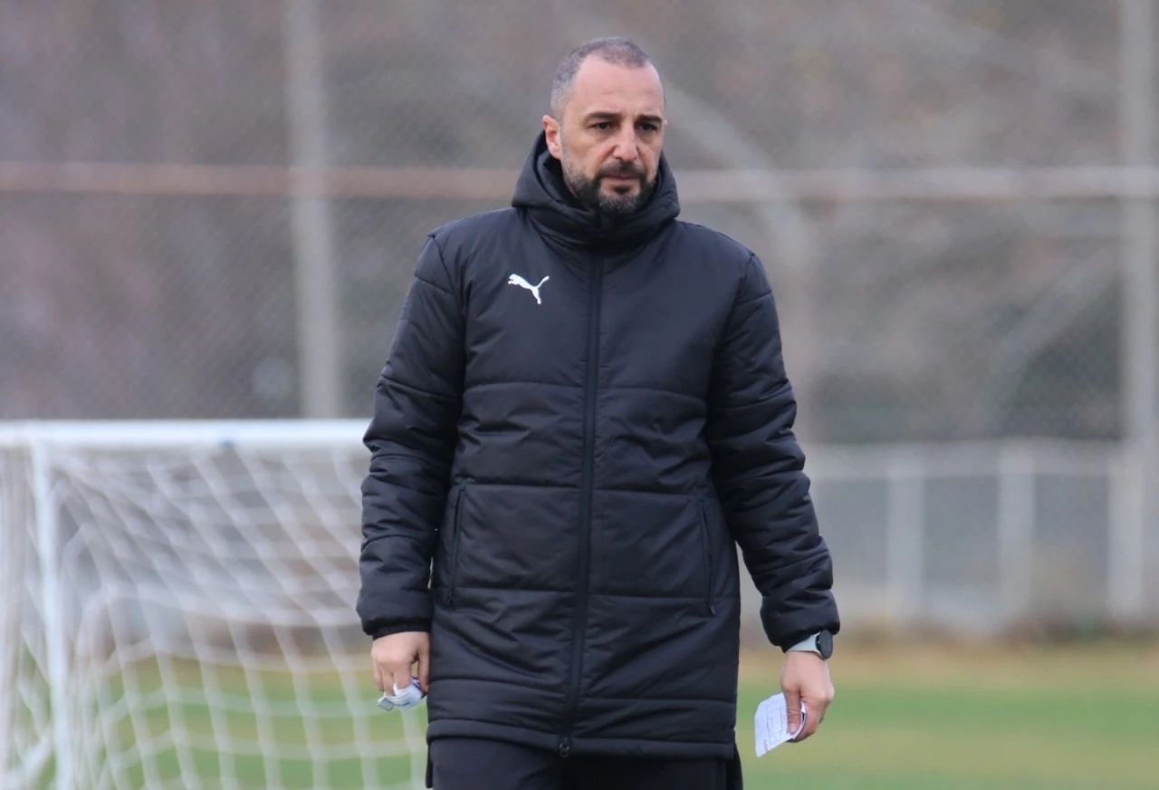 Teknik Direktör Adem Çağlayan: &quot;Kötü günler geride kalacak&quot;
