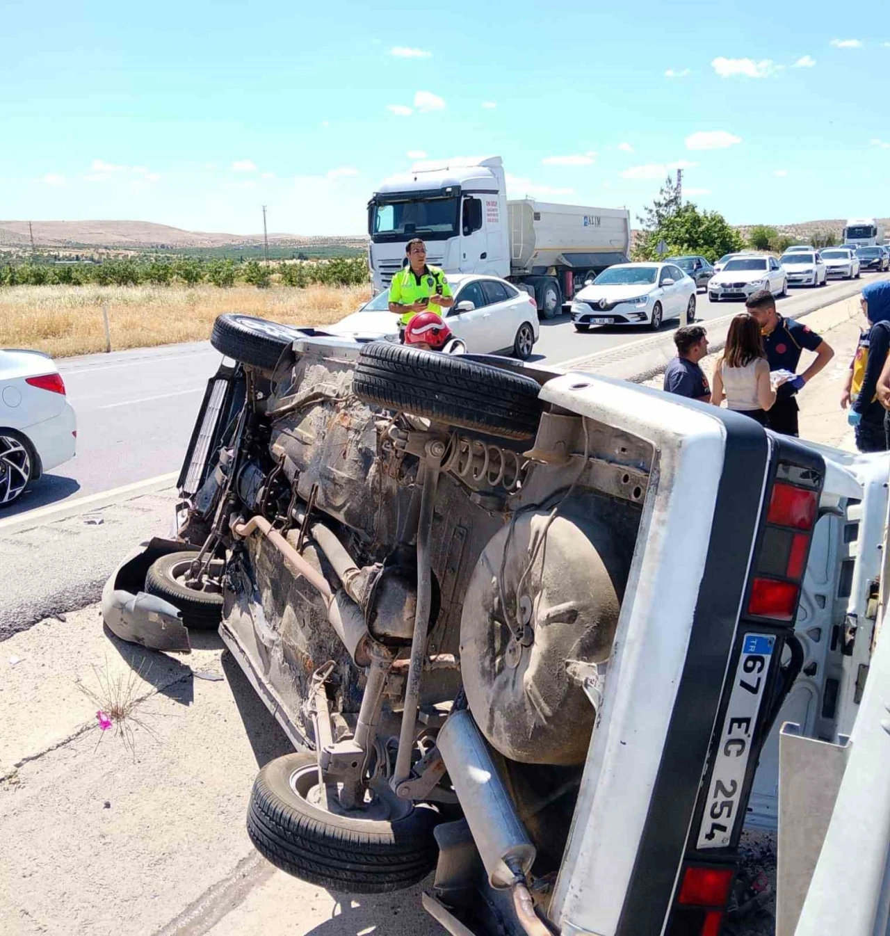 Ters dönen otomobildeki 8 aylık bebek hayatını kaybetti