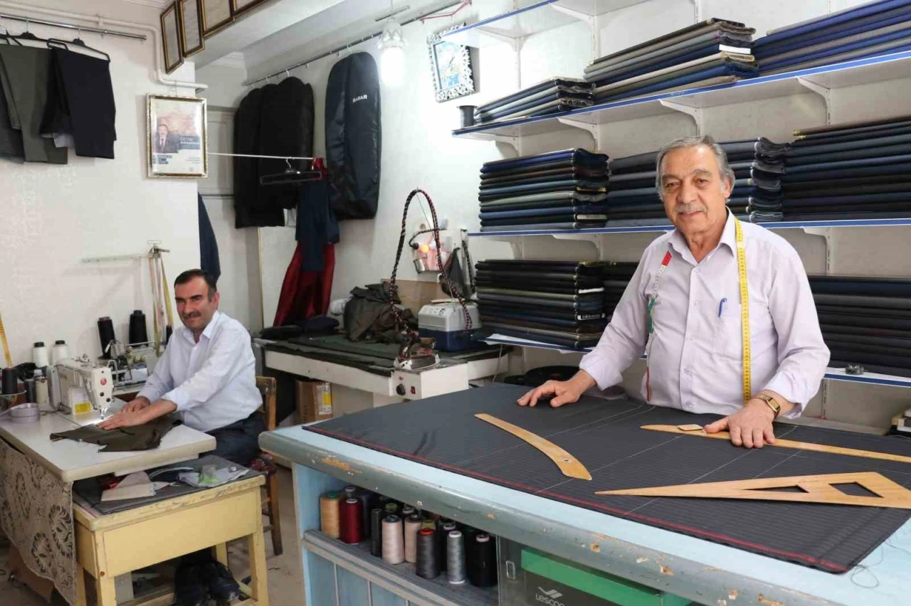 Terzilik mesleğine ilgi her geçen gün azalıyor
