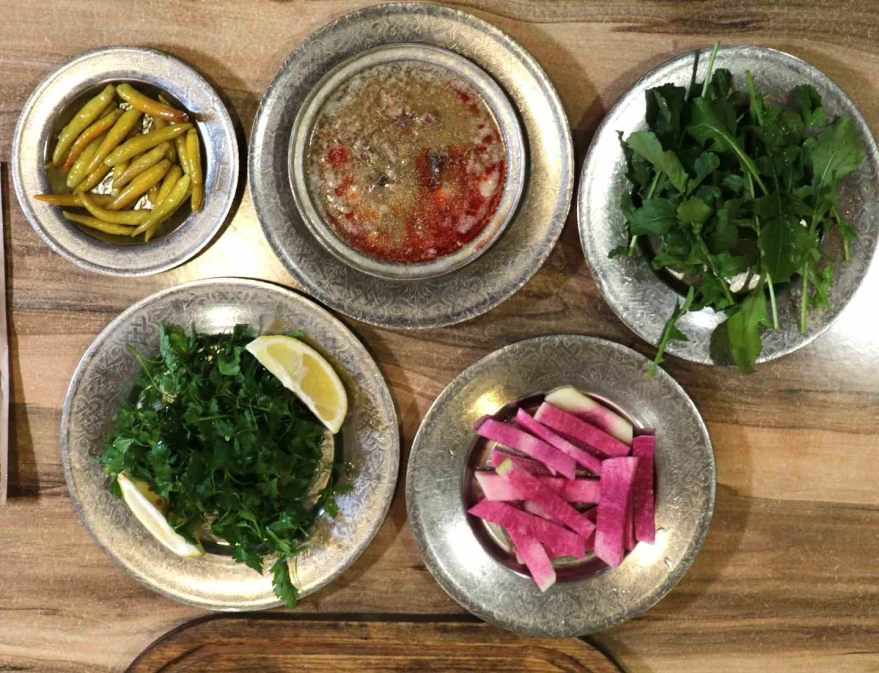 Tescilli Maraş kelle pa&ccedil;a kış mevsiminin vazge&ccedil;ilmezi
