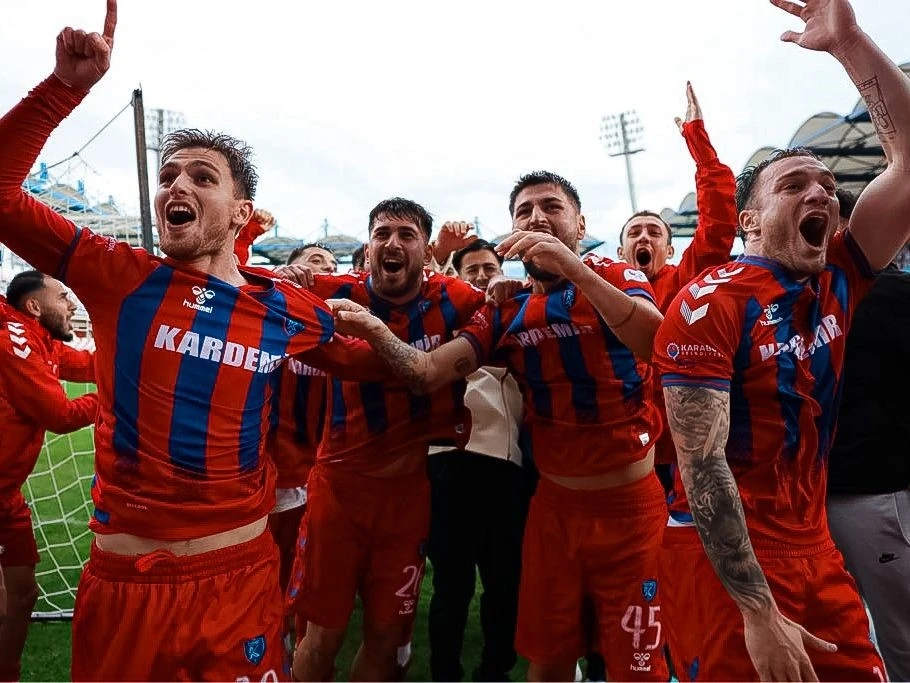 TFF 3. Lig: Karabük İdman Yurdu: 2 - Çayeli Spor Kulübü: 0
