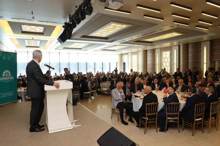 Ticaret Bakanı Bolat: &ldquo;Bu yıl milli gelirimiz 1 trilyon doları ge&ccedil;ecek&rdquo;
