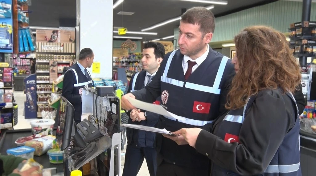 Ticaret Bakanlığından Ramazan &ouml;ncesi marketlerde fahiş fiyat denetimi
