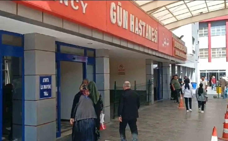 Tıp Fak&uuml;ltesindeki ş&uuml;pheli paket hasta yakınına ait &ccedil;ıktı
