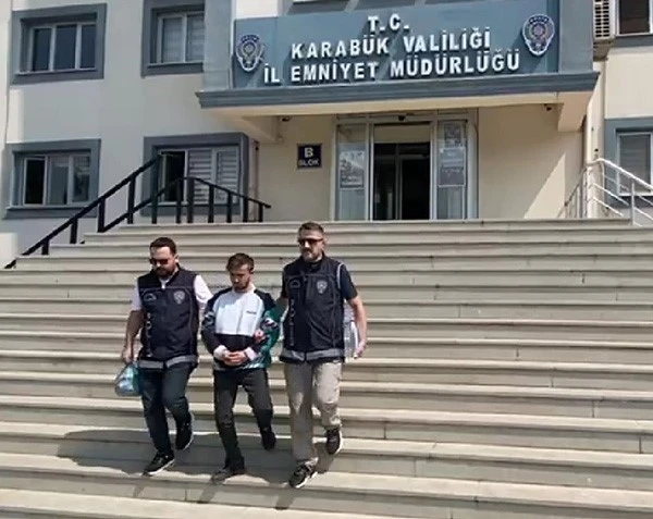 Tır dorselerini yaktığı belirlenen zanlı yakalandı
