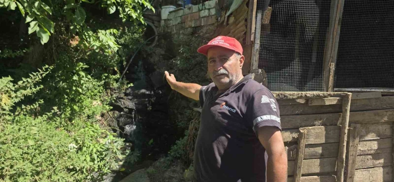 Tire&rsquo;nin turizm cenneti Kaplan Mahallesi&rsquo;nde a&ccedil;ık kanalizasyon tepkisi
