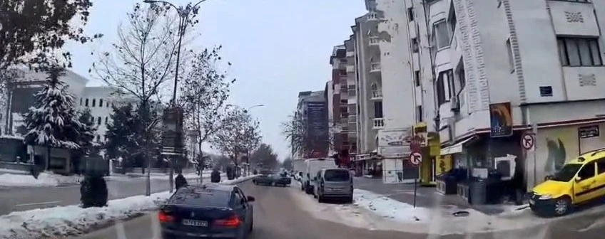 Tofaş otomobiliyle drift attı, trafiği tehlikeye soktu
