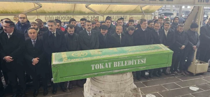 Tokat Belediye Meclis Üyesi Şadi İşeri’yi son yolculuğuna uğurladı