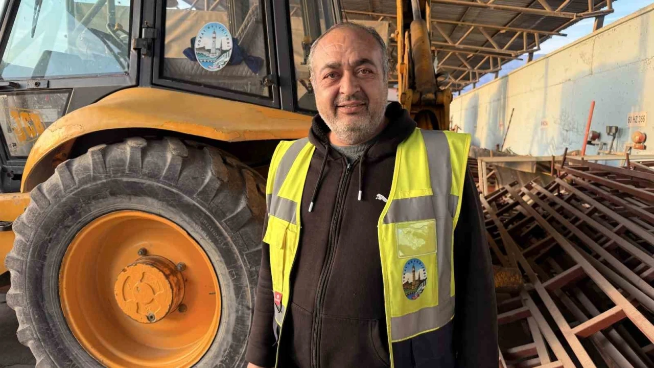 Tokat Belediye operat&ouml;r&uuml;nden minik operat&ouml;re jest
