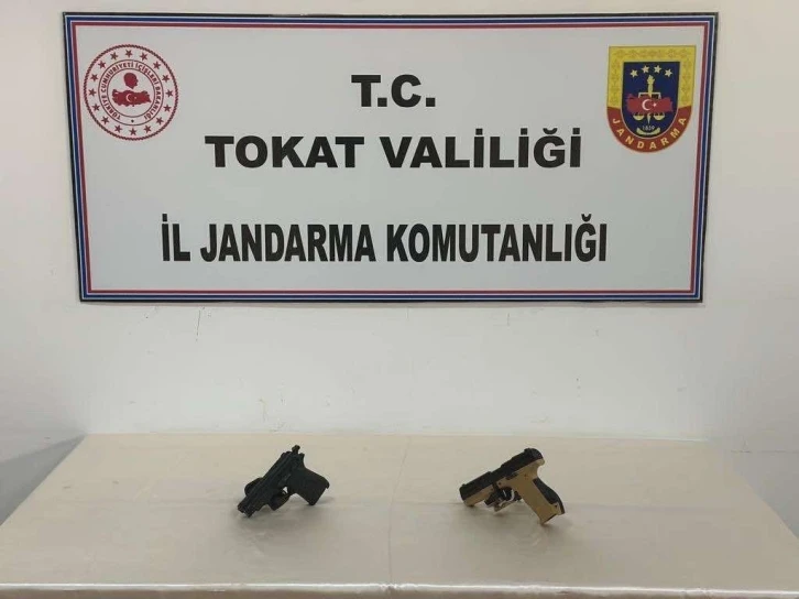 Tokat&rsquo;ta 6 il&ccedil;e 8 adreste eşzamanlı operasyon
