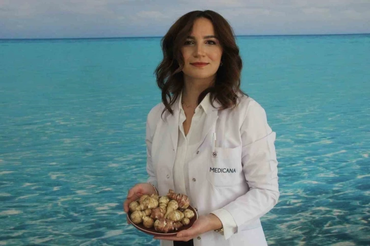 Toprağın altında yetişen bu meyve yaşlanmayı &ouml;nl&uuml;yor
