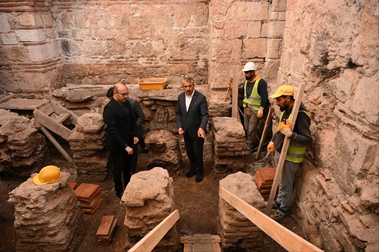 Toprak altından çıkan hazine "Gazimihal Hamamı"
