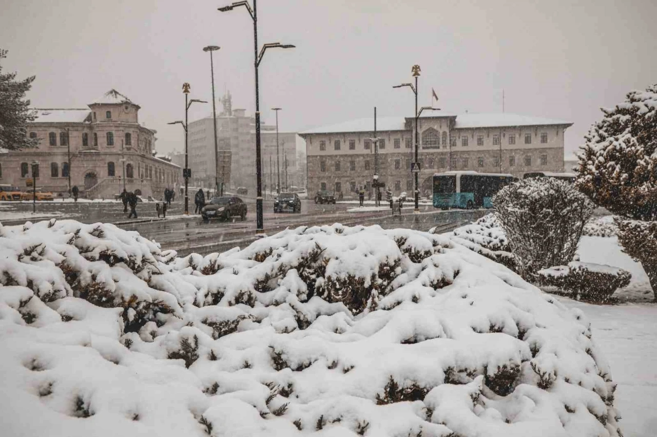TR72 B&ouml;lgesi&rsquo;nde yoksul sayısı azaldı
