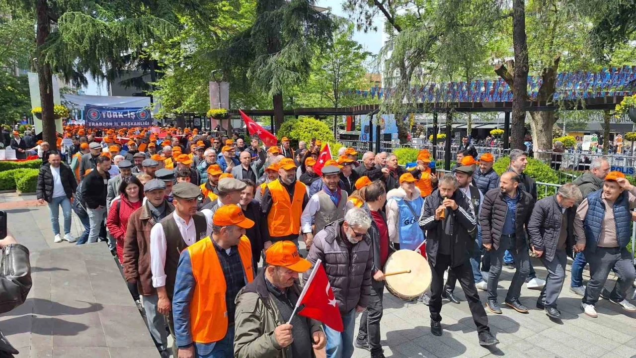 Trabzon’da 1 Mayıs kutlamaları
