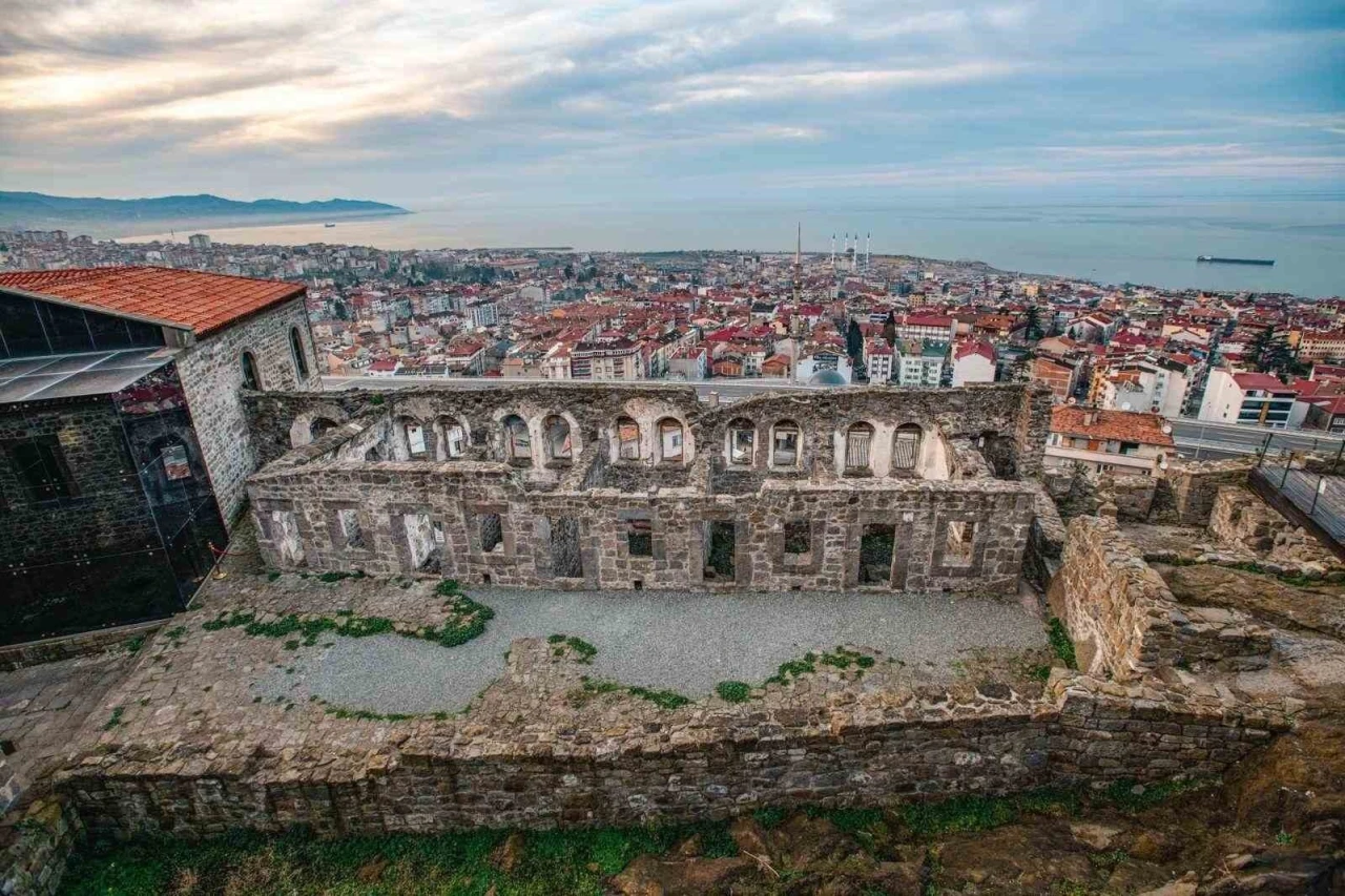 Trabzon’da Atatürk Köşkü, Çal Mağarası, Kızlar Manastırı ve Şehir Müzesi’ne ziyaretçi akını
