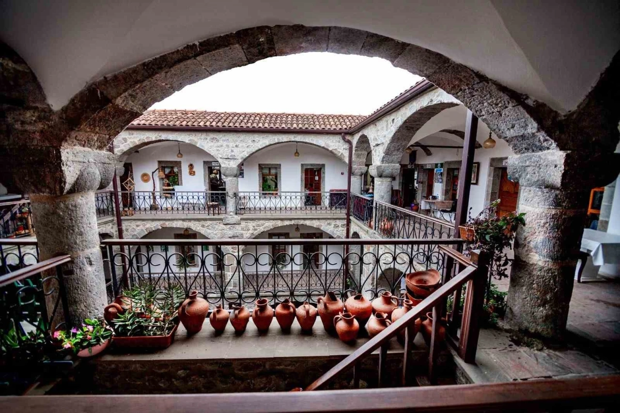 Trabzon&rsquo;da bir zamanlar sayıları 33&rsquo;d&uuml;, 7&rsquo;si g&uuml;n&uuml;m&uuml;ze kadar ulaştı
