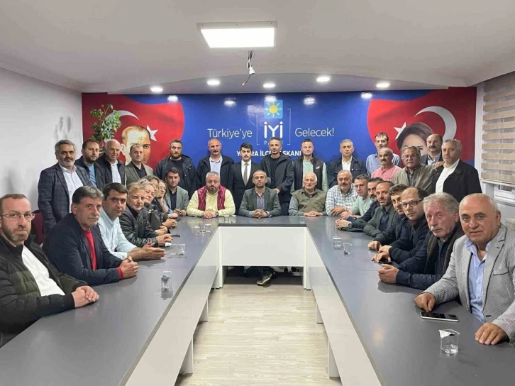 Trabzon’da İYİ Parti Yomra teşkilatı da istifa etti
