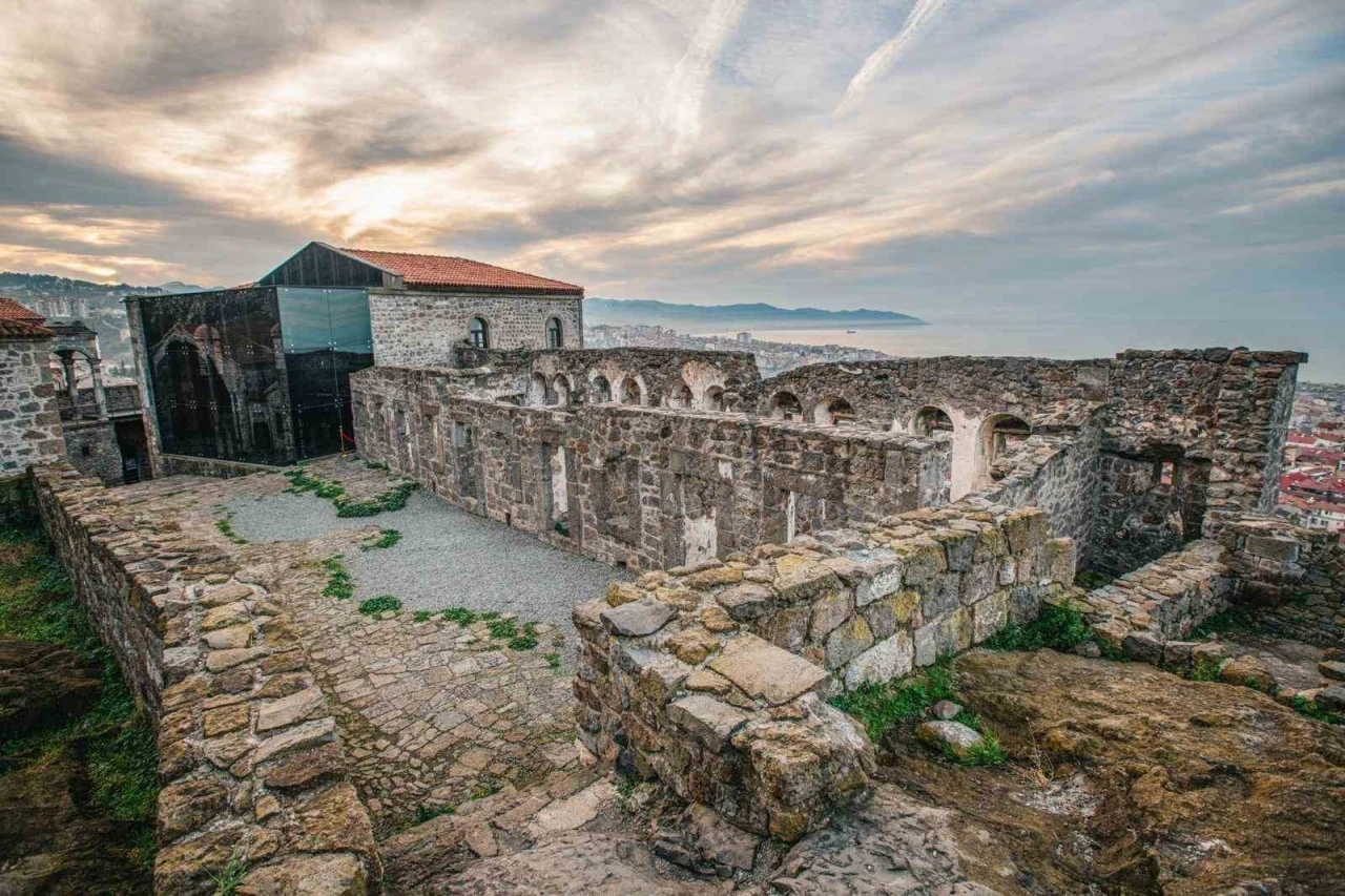 Trabzon’da müzelere ve tarihi yapılara yoğun ilgi
