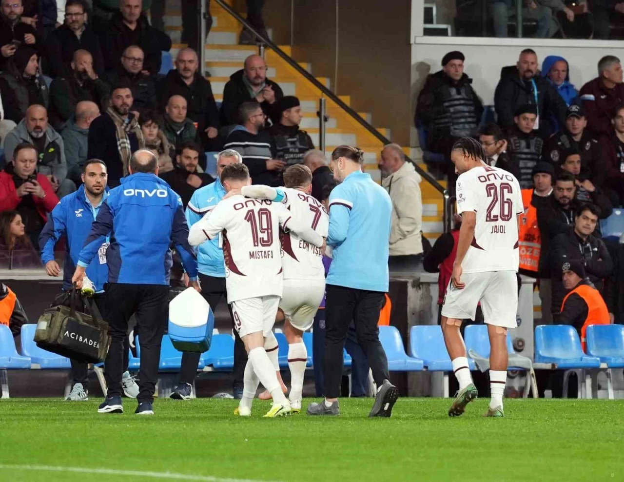 Trabzonspor’da Edin Visca sakatlandı
