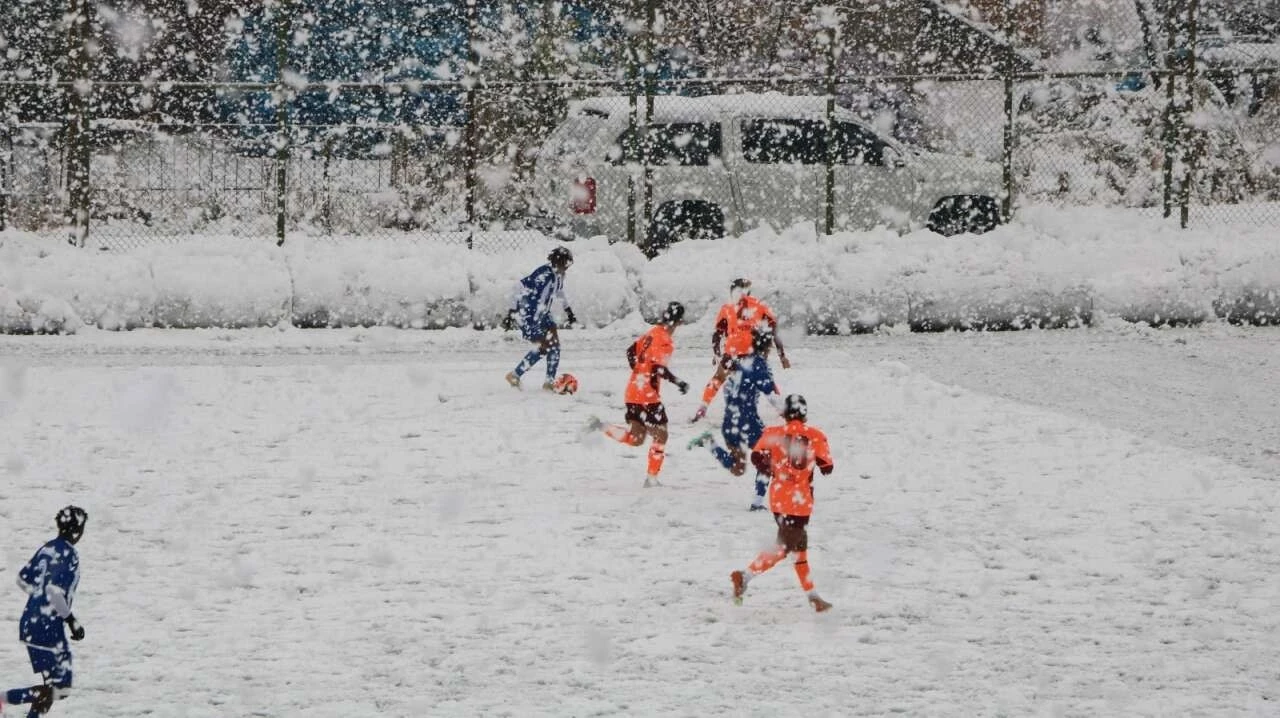 Trabzonspor, deplasmanda Hakkarigücü’nü 2-1 mağlup etti
