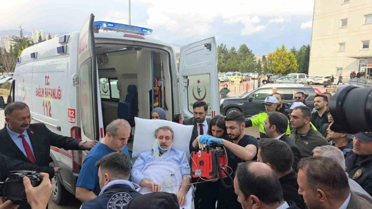 Trafik kazası ge&ccedil;iren BBP Genel Başkanı Mustafa Destici Tokat&rsquo;a sevk edildi
