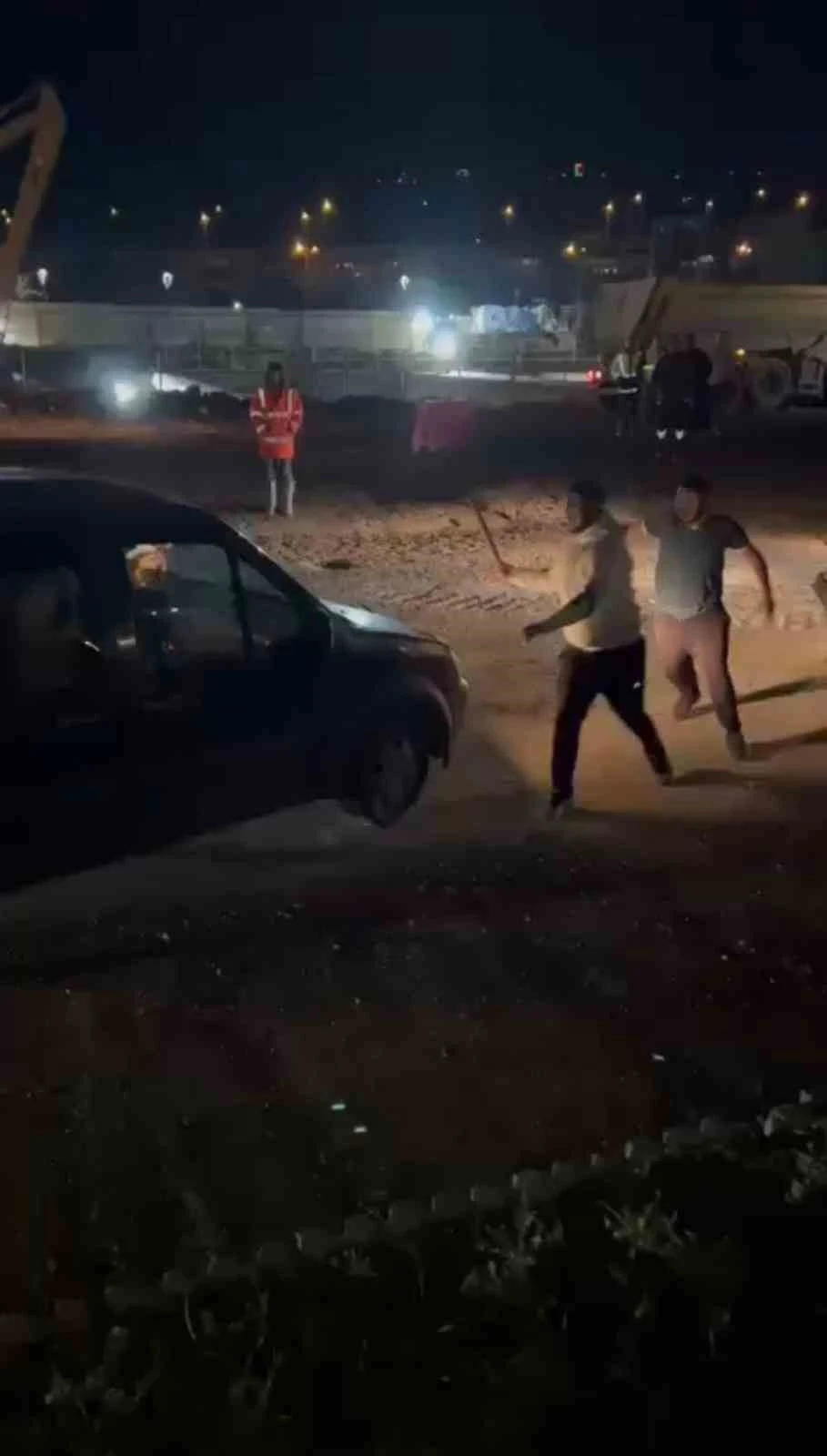 Trafikte ortalığı savaş alanına &ccedil;evirmişti: 4 ş&uuml;pheli yakalandı
